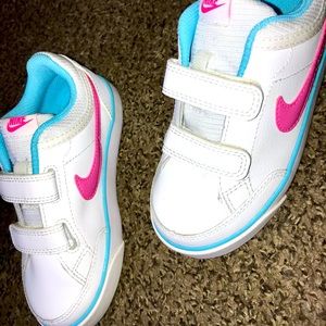 Kids Nike Sneakers Size 10c